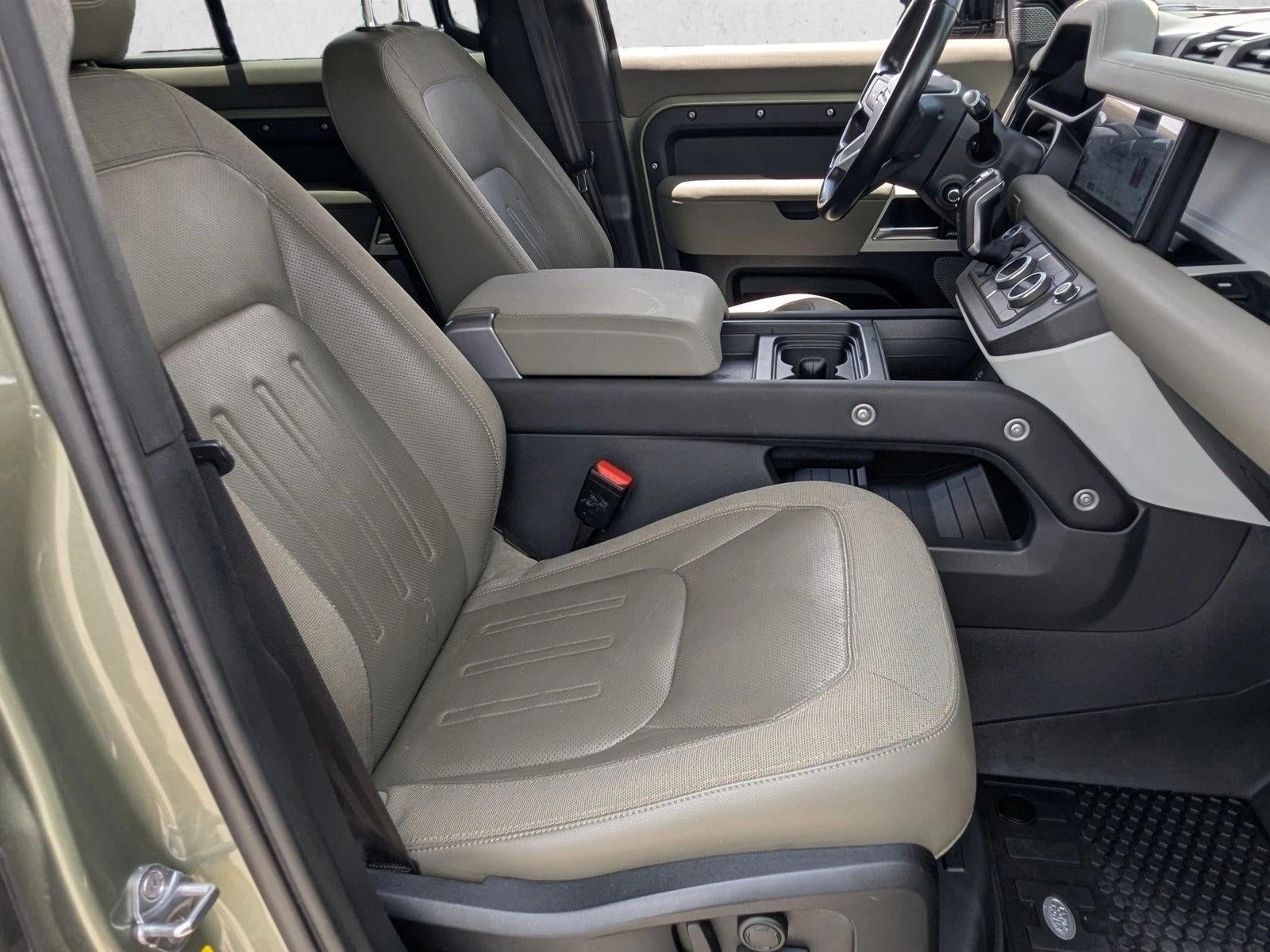 2020 Land Rover Defender 110 SE