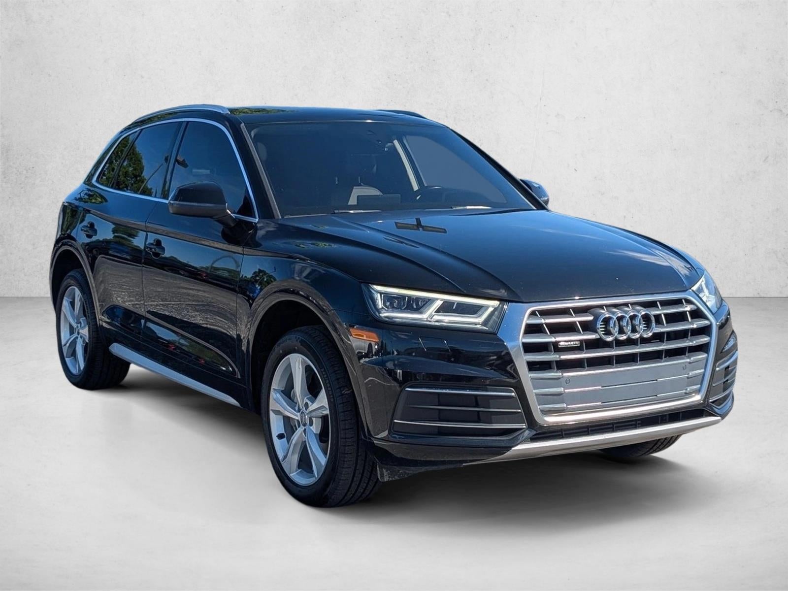 2020 Audi Q5 Premium Plus