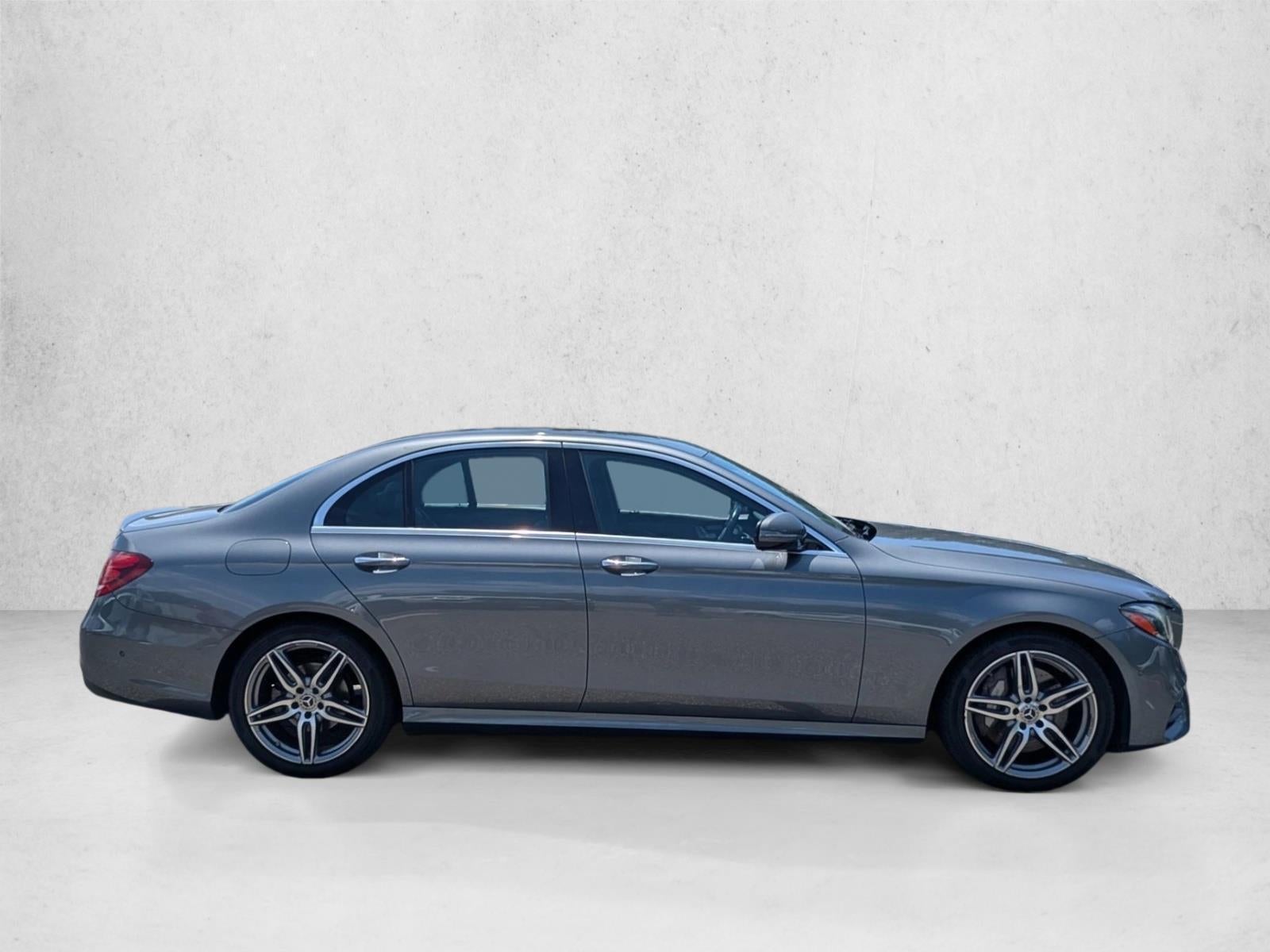 2017 Mercedes-Benz E 300 4MATIC®