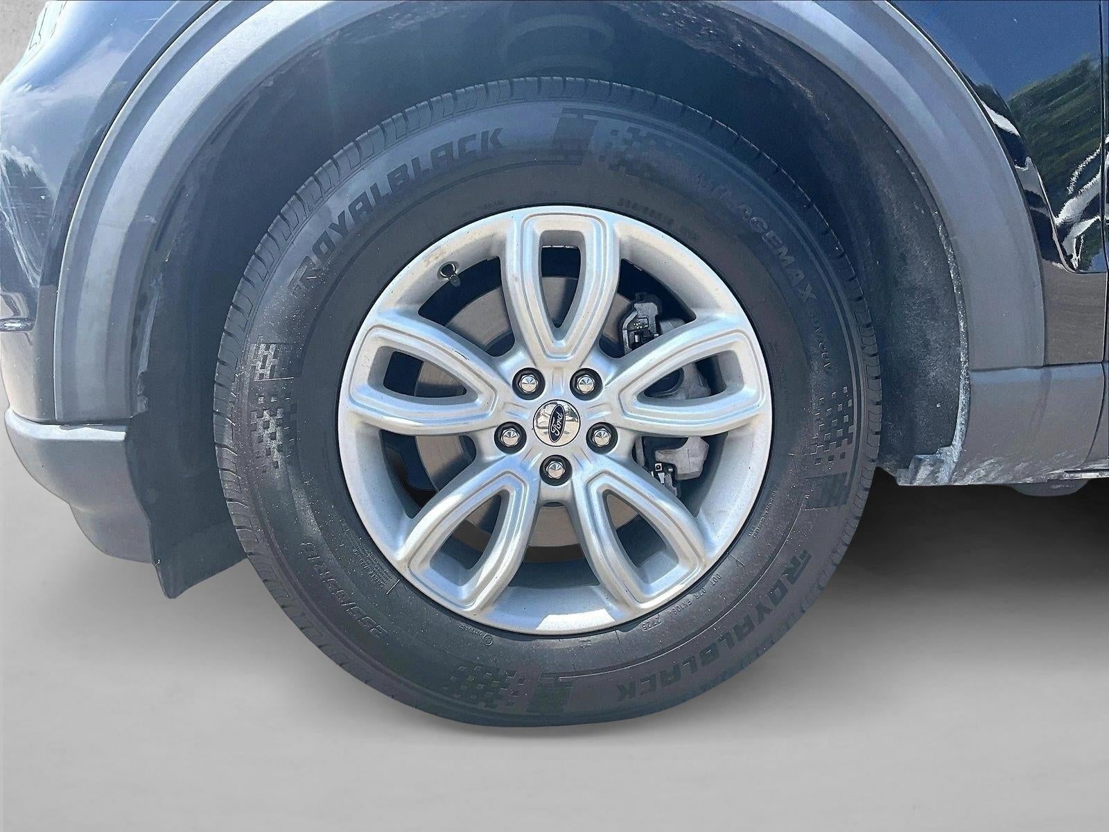 2021 Ford Explorer Base