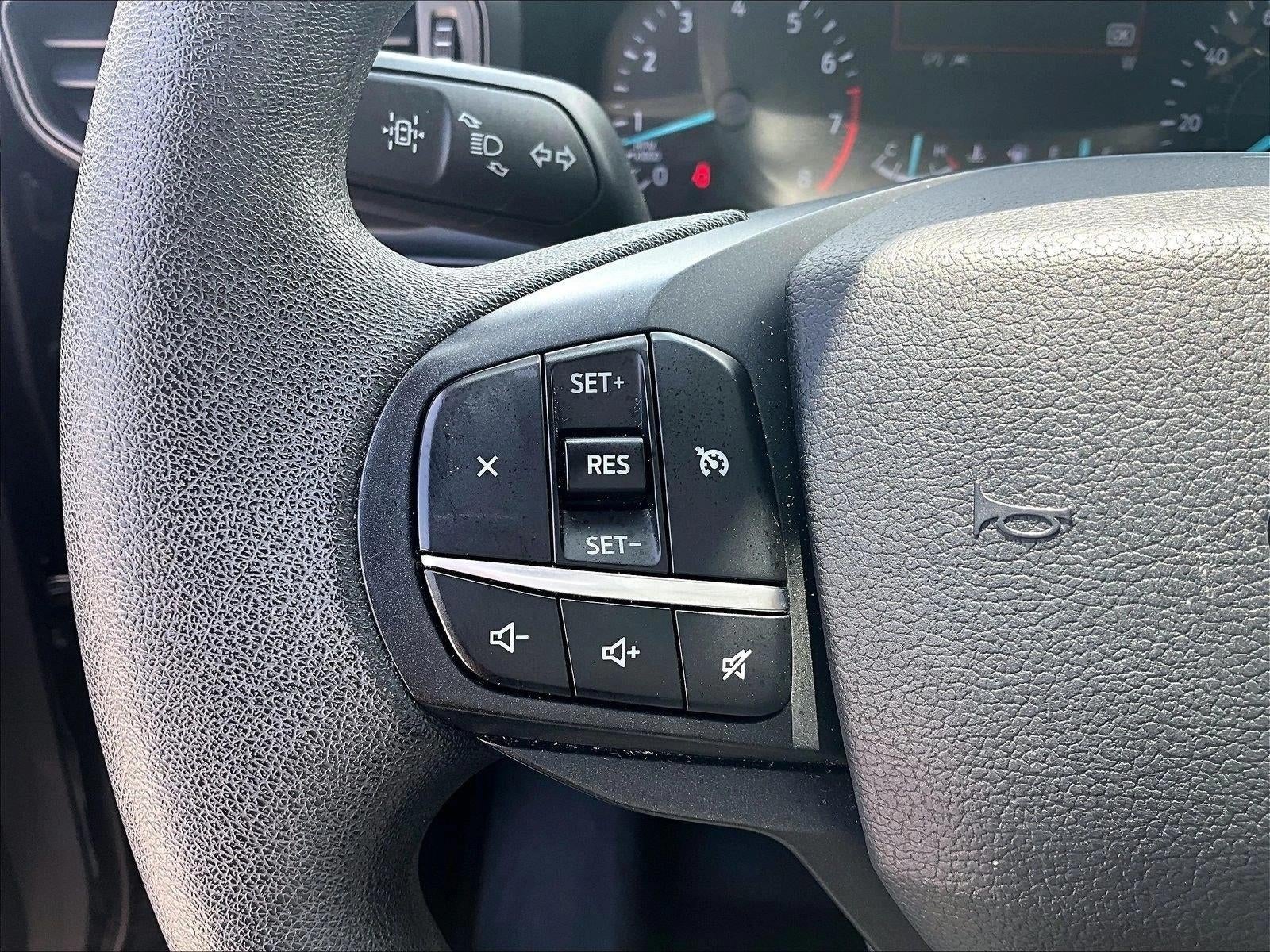 2021 Ford Explorer Base