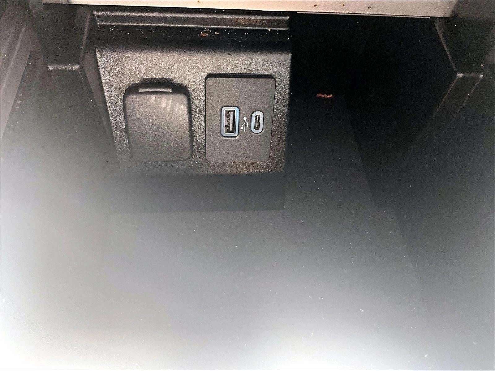 2021 Ford Explorer Base