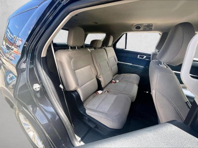 2021 Ford Explorer Base
