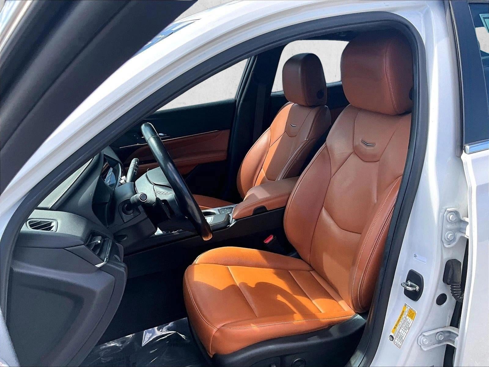 2022 Cadillac CT4 Premium Luxury