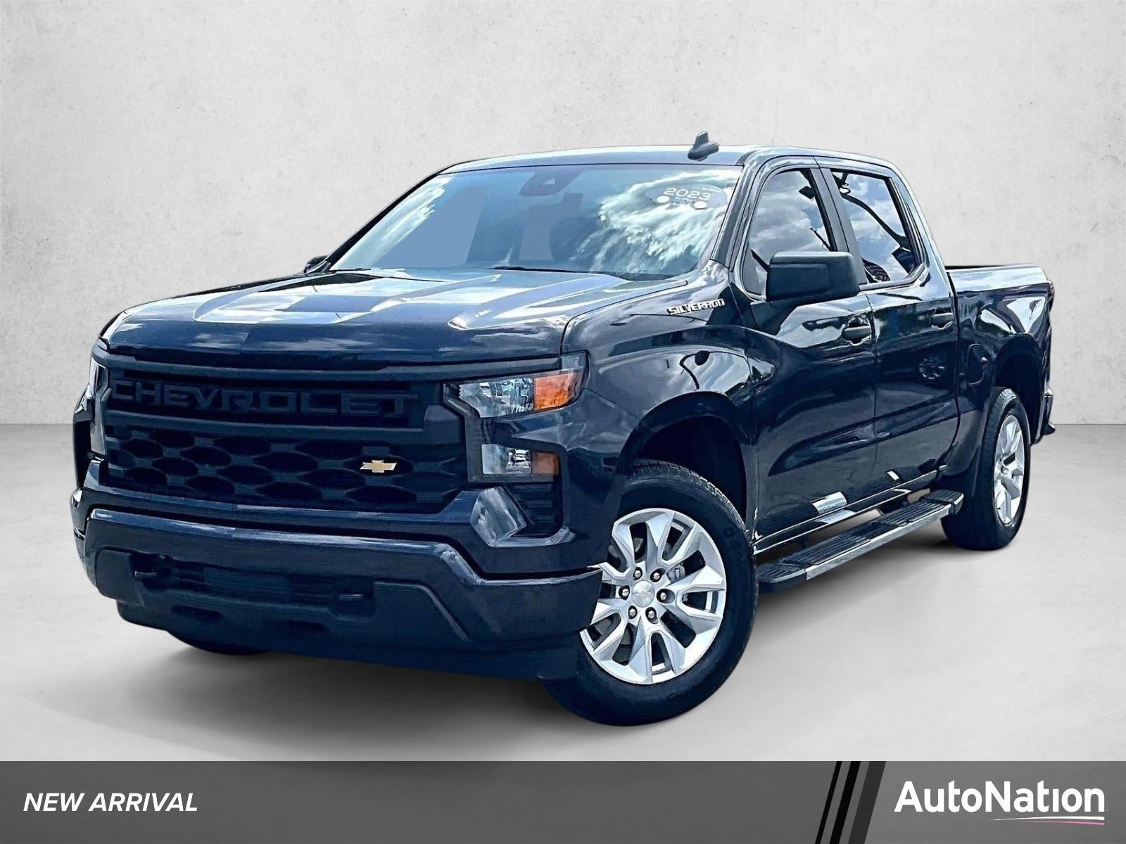 2023 Chevrolet Silverado 1500 Custom Crew Cab Short Box's photo