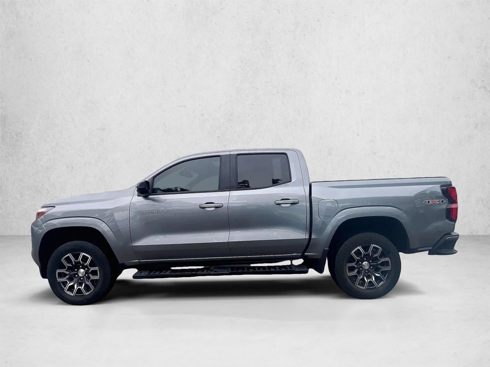2024 Chevrolet Colorado LT - Photo 4