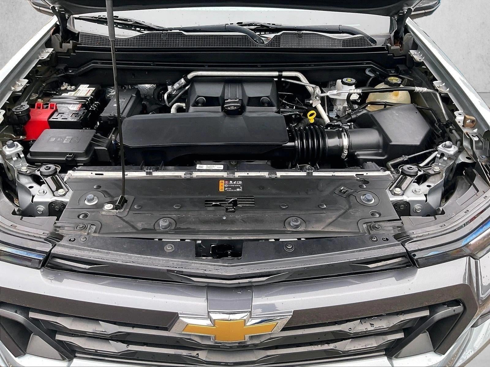 2024 Chevrolet Colorado LT - Photo 9