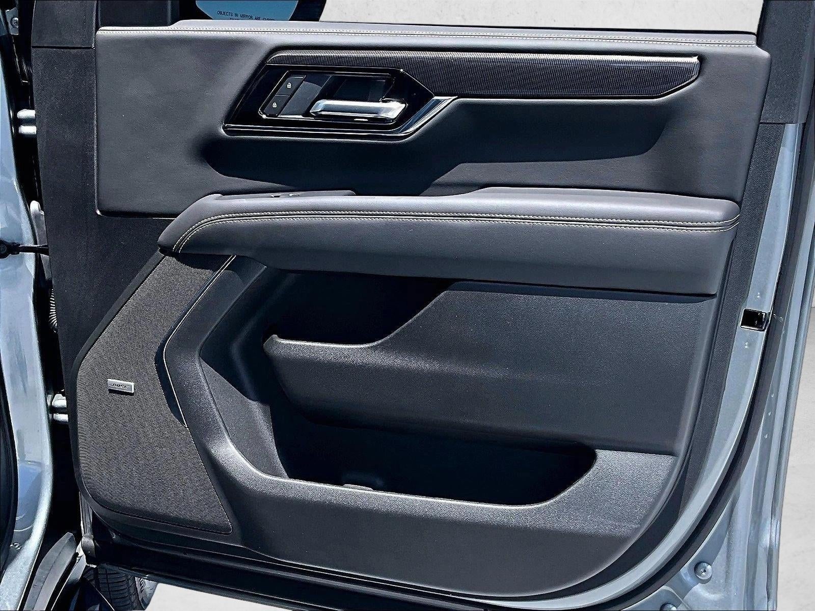 2025 GMC Yukon Elevation