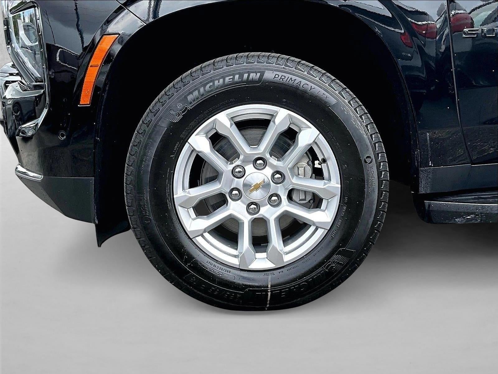 2025 Chevrolet Suburban LT