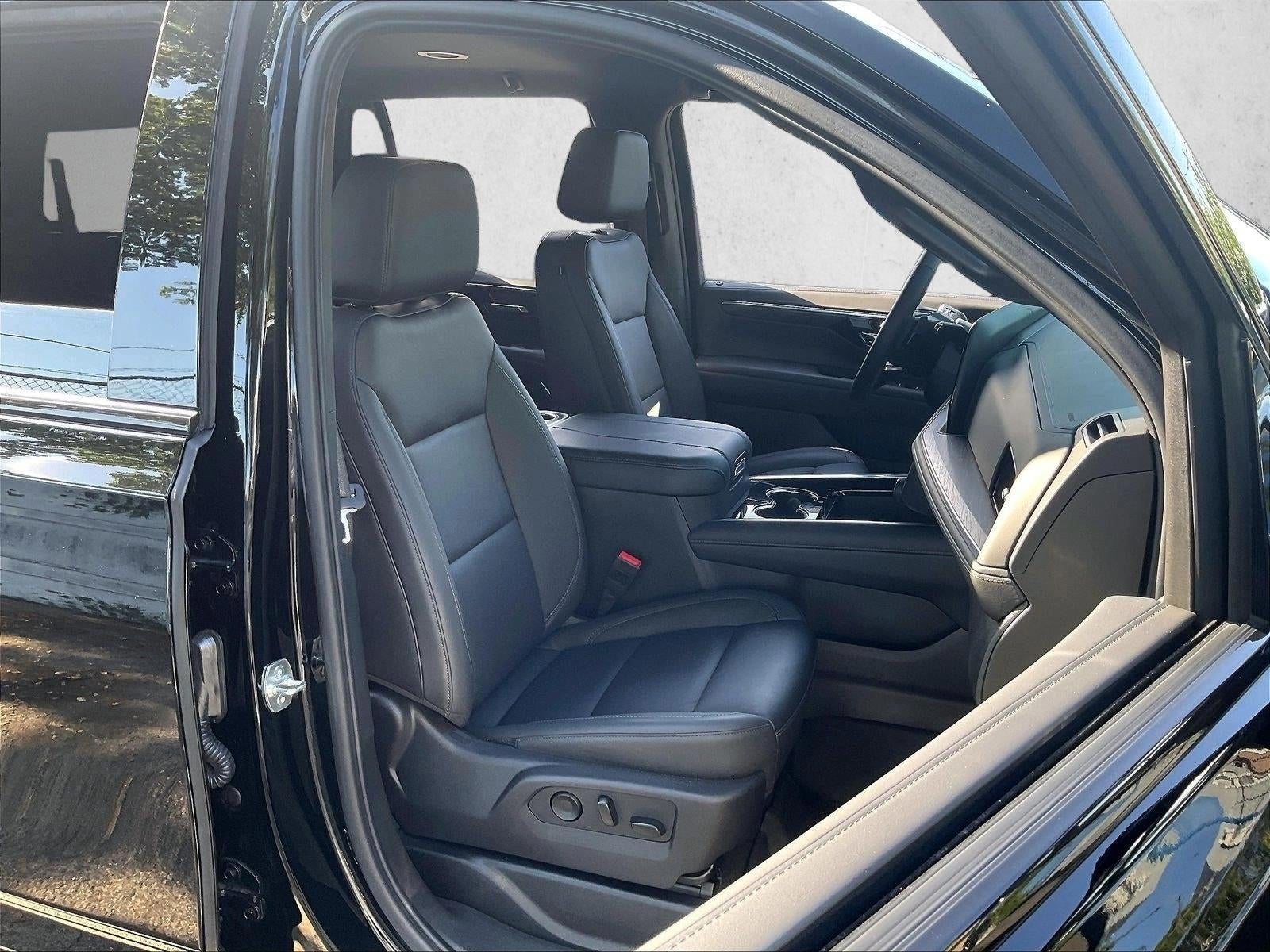 2025 Chevrolet Tahoe Z71 - Photo 9