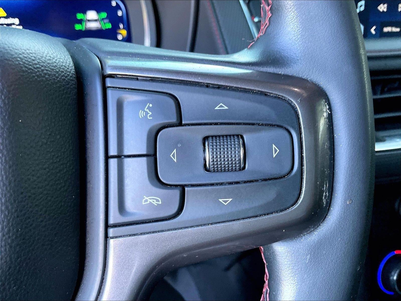 2023 Chevrolet Suburban RST - Photo 21