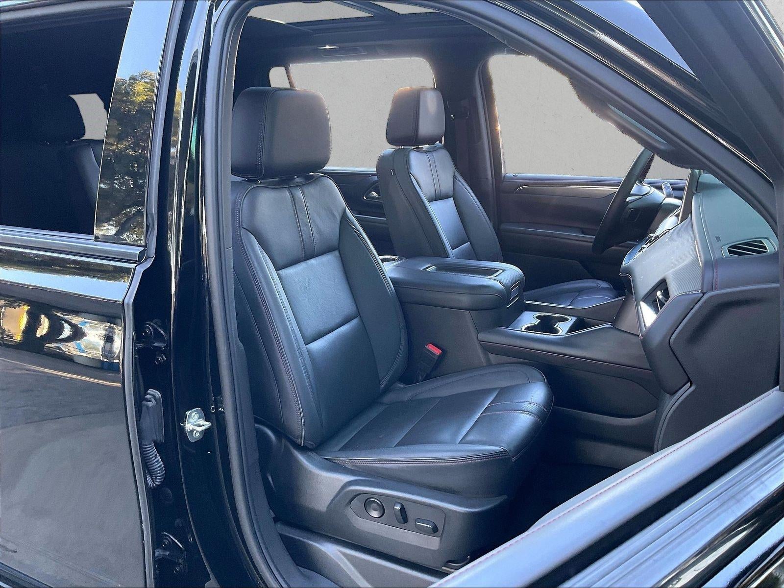 2023 Chevrolet Suburban RST - Photo 9