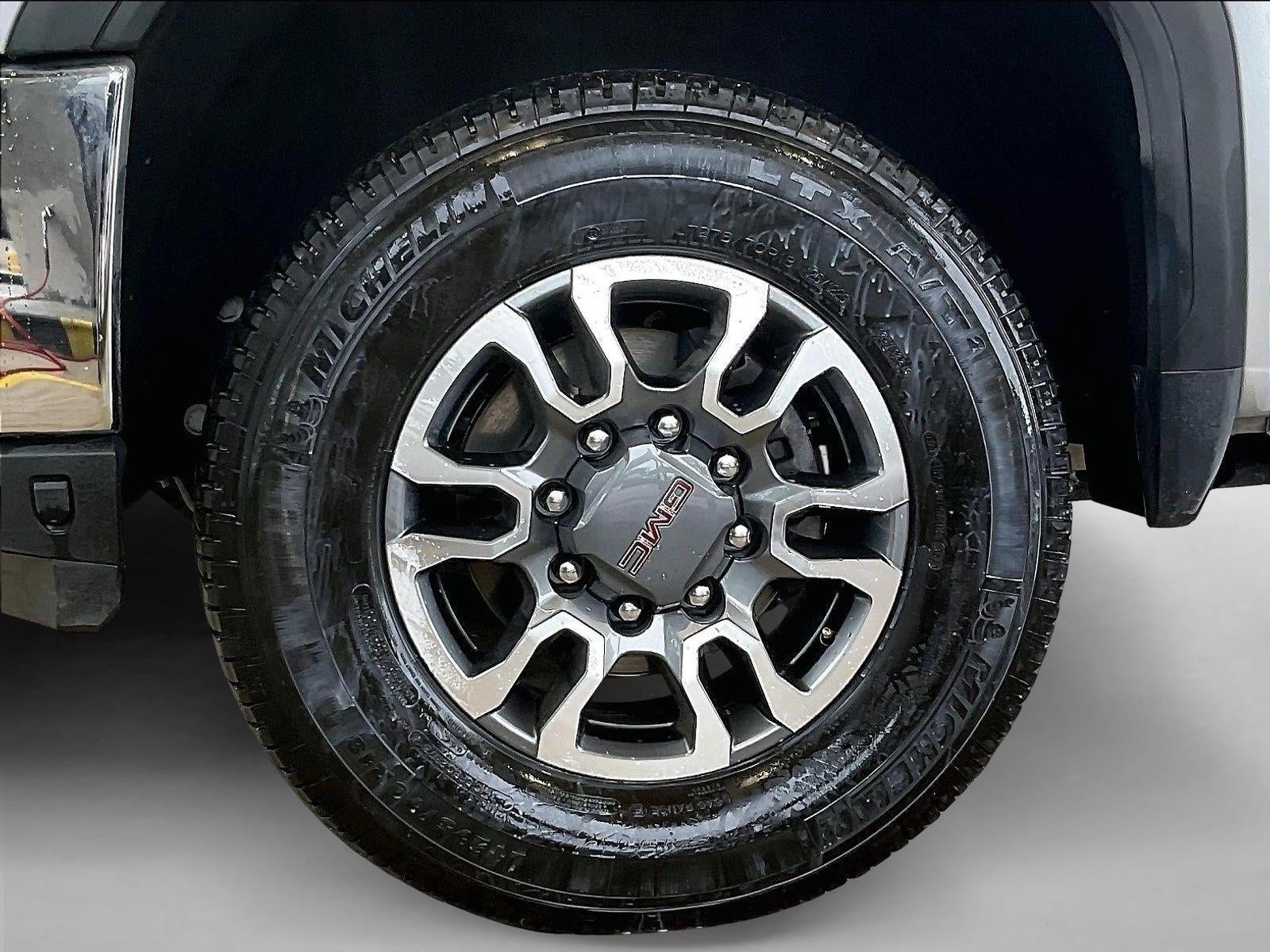 2022 GMC Sierra 2500HD SLT - Photo 10