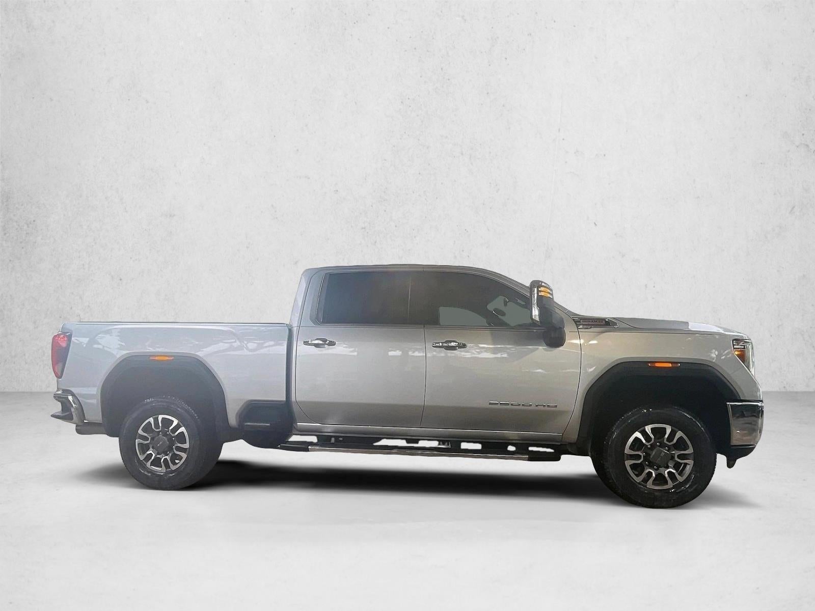 2022 GMC Sierra 2500HD SLT - Photo 5