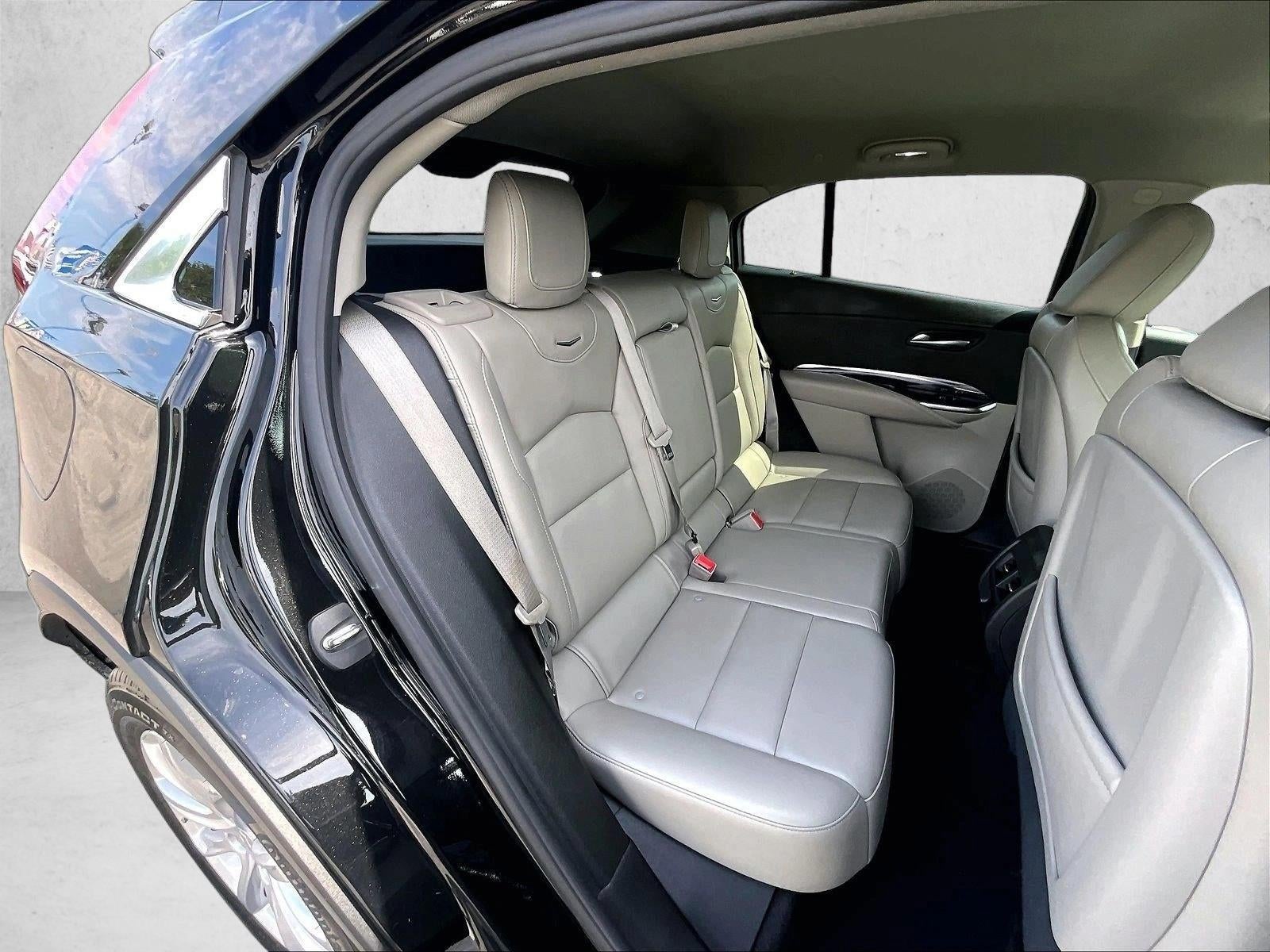 2023 Cadillac XT4 Luxury