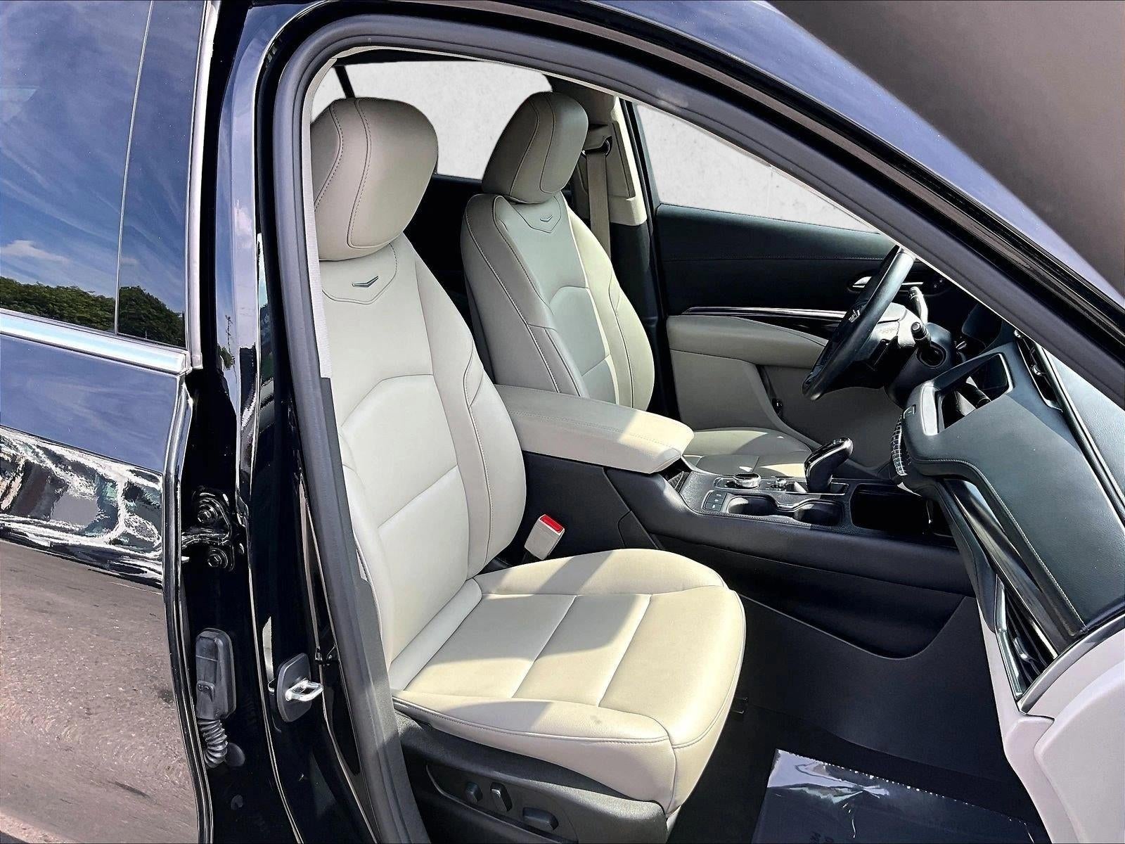 2023 Cadillac XT4 Luxury