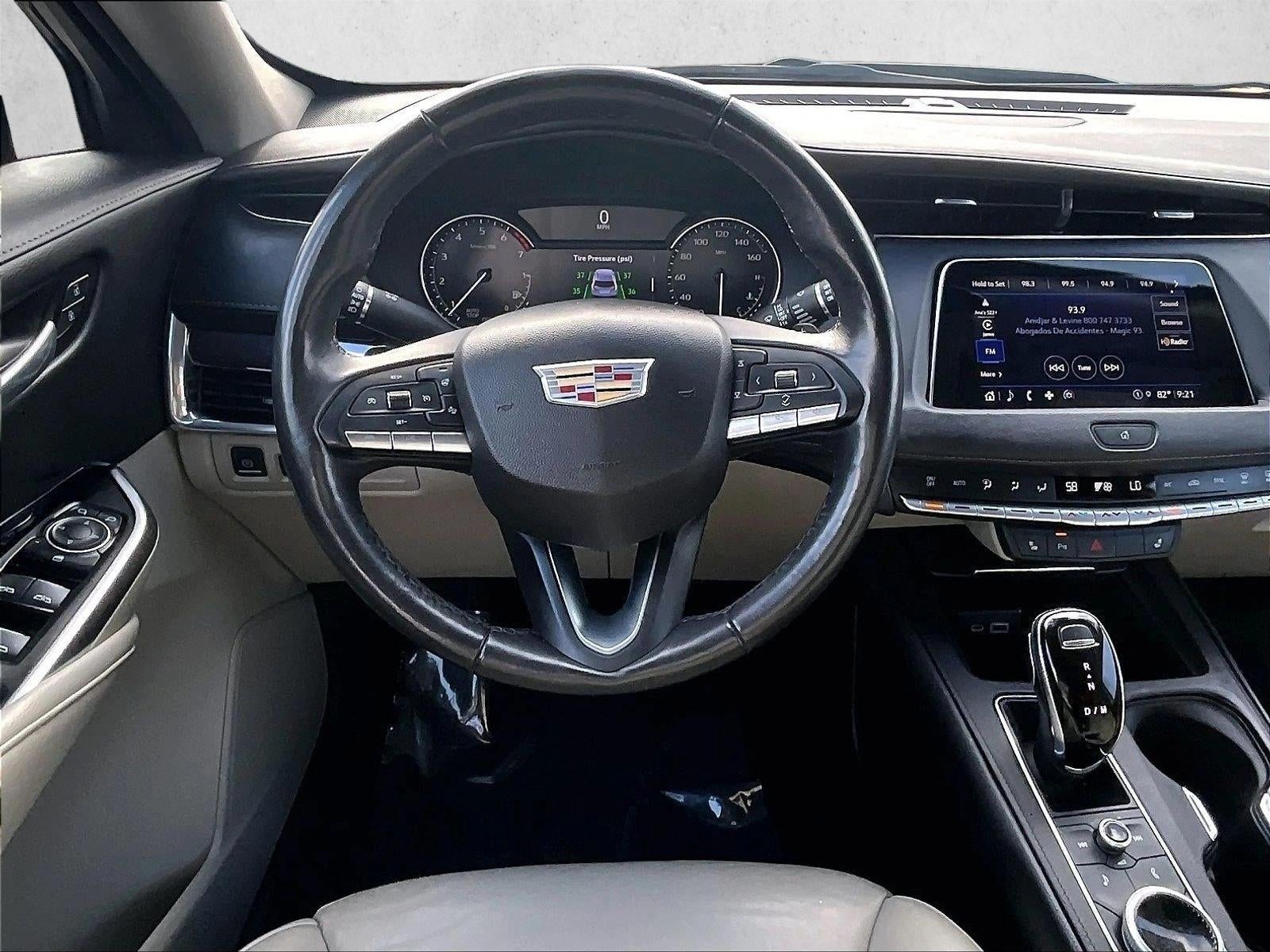 2023 Cadillac XT4 Luxury