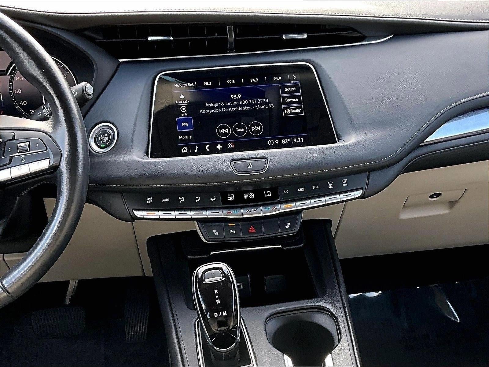 2023 Cadillac XT4 Luxury