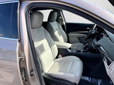 2023 Cadillac XT4 Luxury