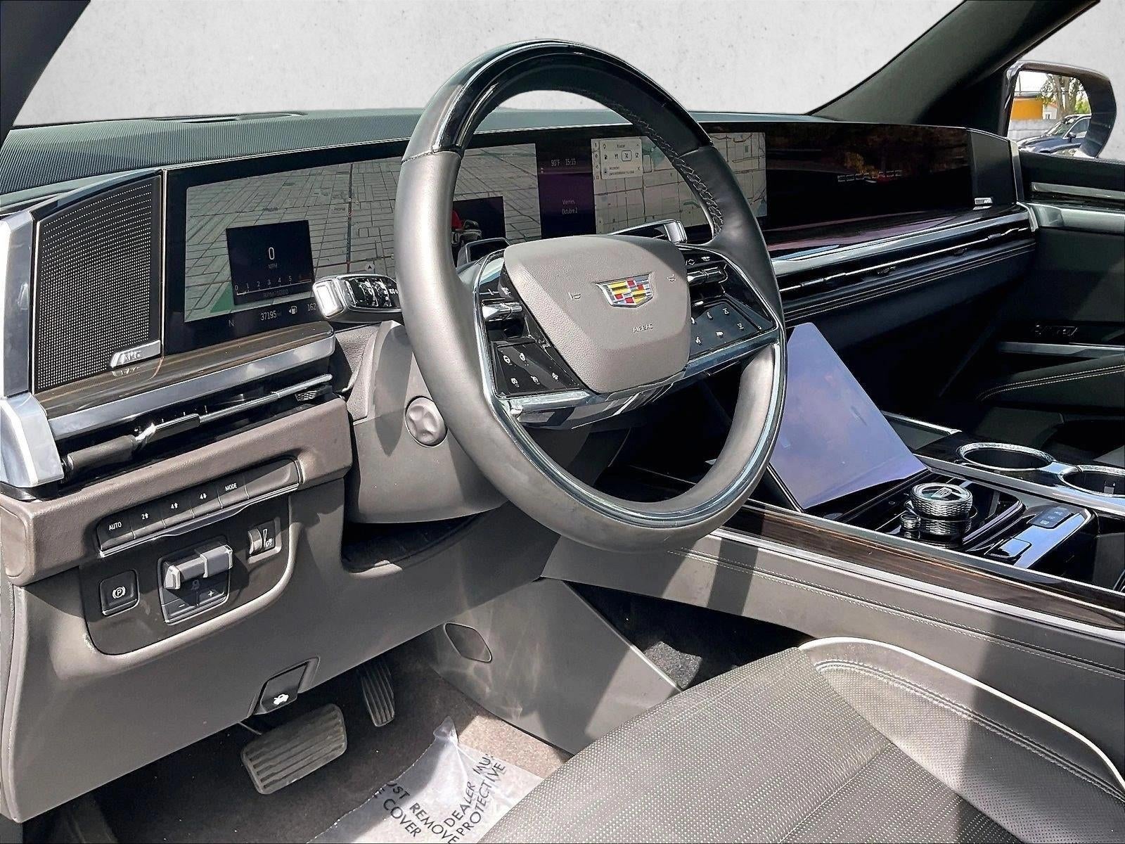 2025 Cadillac Escalade Premium Luxury - Photo 14