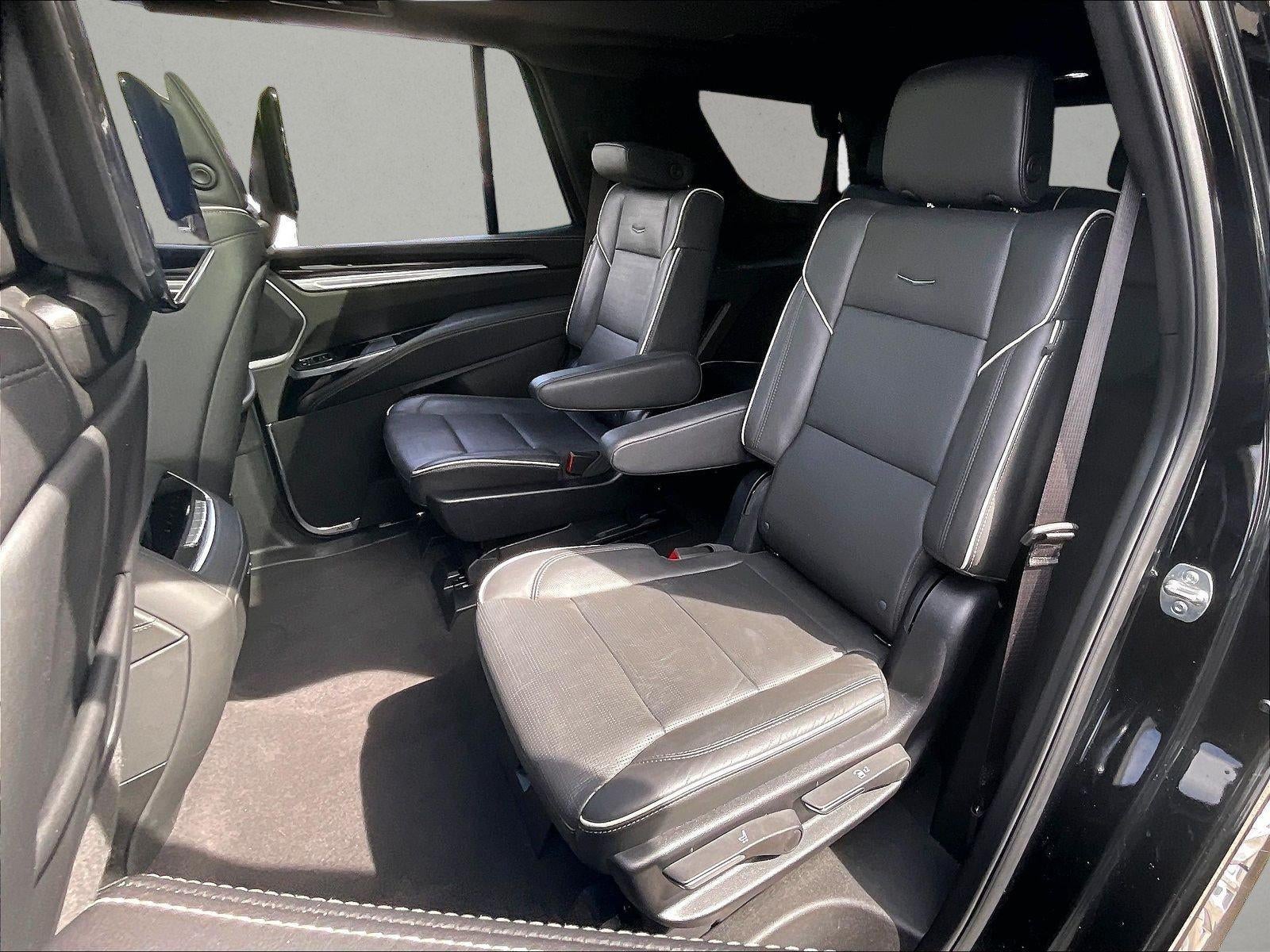 2025 Cadillac Escalade Premium Luxury - Photo 28