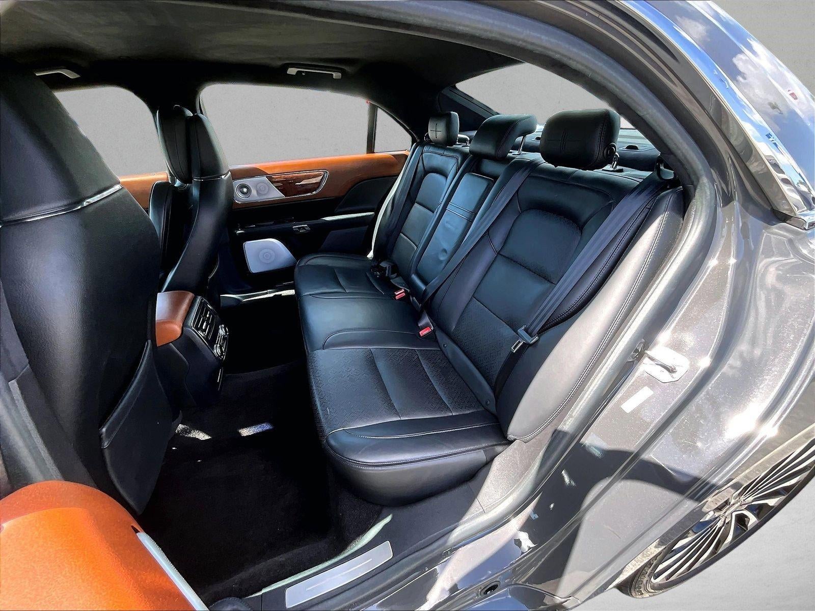 2017 Lincoln Continental Black Label