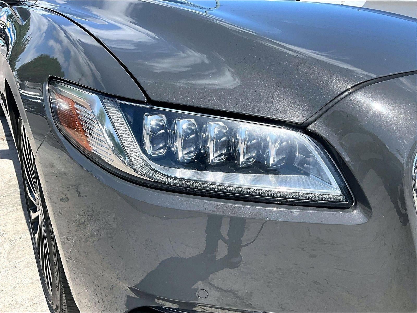 2017 Lincoln Continental Black Label