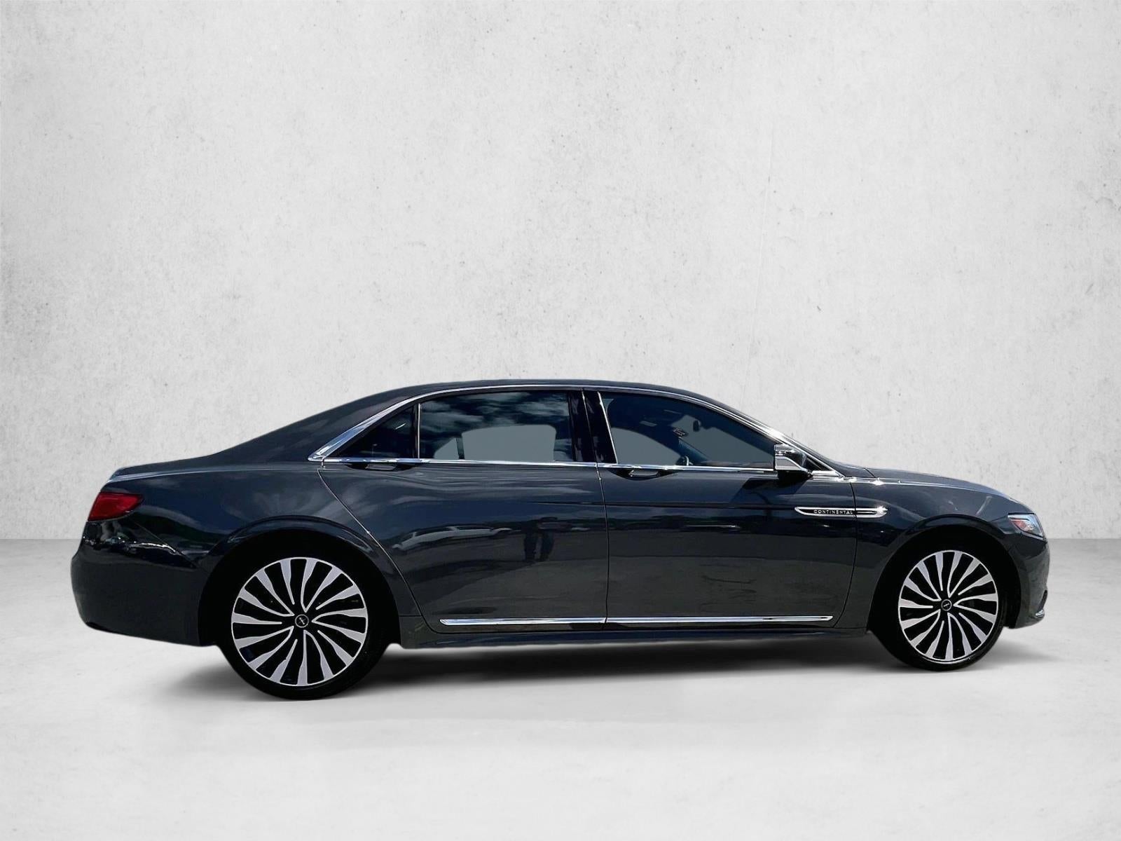 2017 Lincoln Continental Black Label