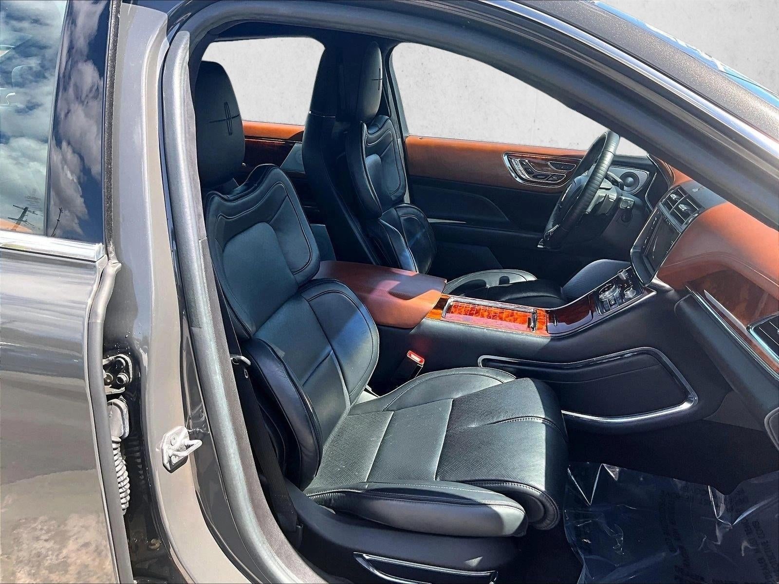 2017 Lincoln Continental Black Label