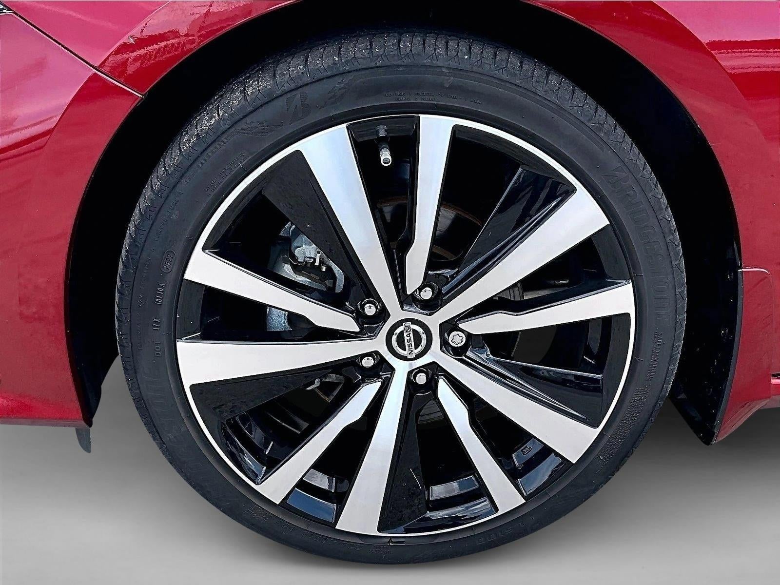 2022 Nissan Altima SR FWD
