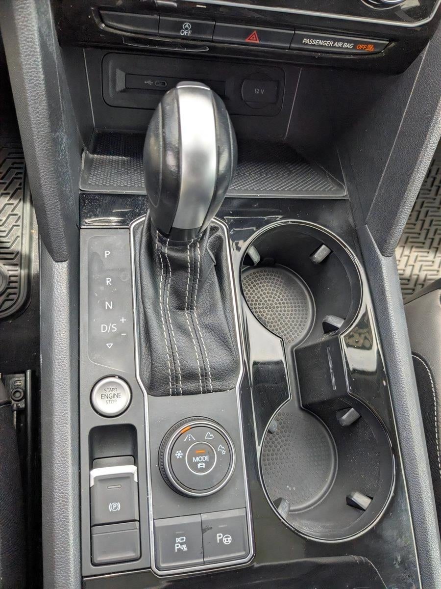 2022 Volkswagen Atlas 3.6L V6 SEL Premium R-Line