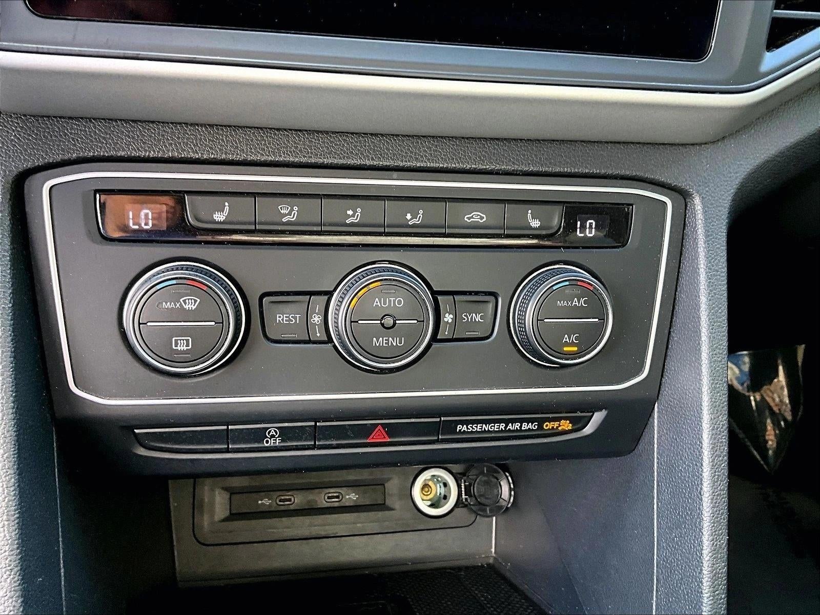 2021 Volkswagen Atlas 3.6L V6 SE w/Technology