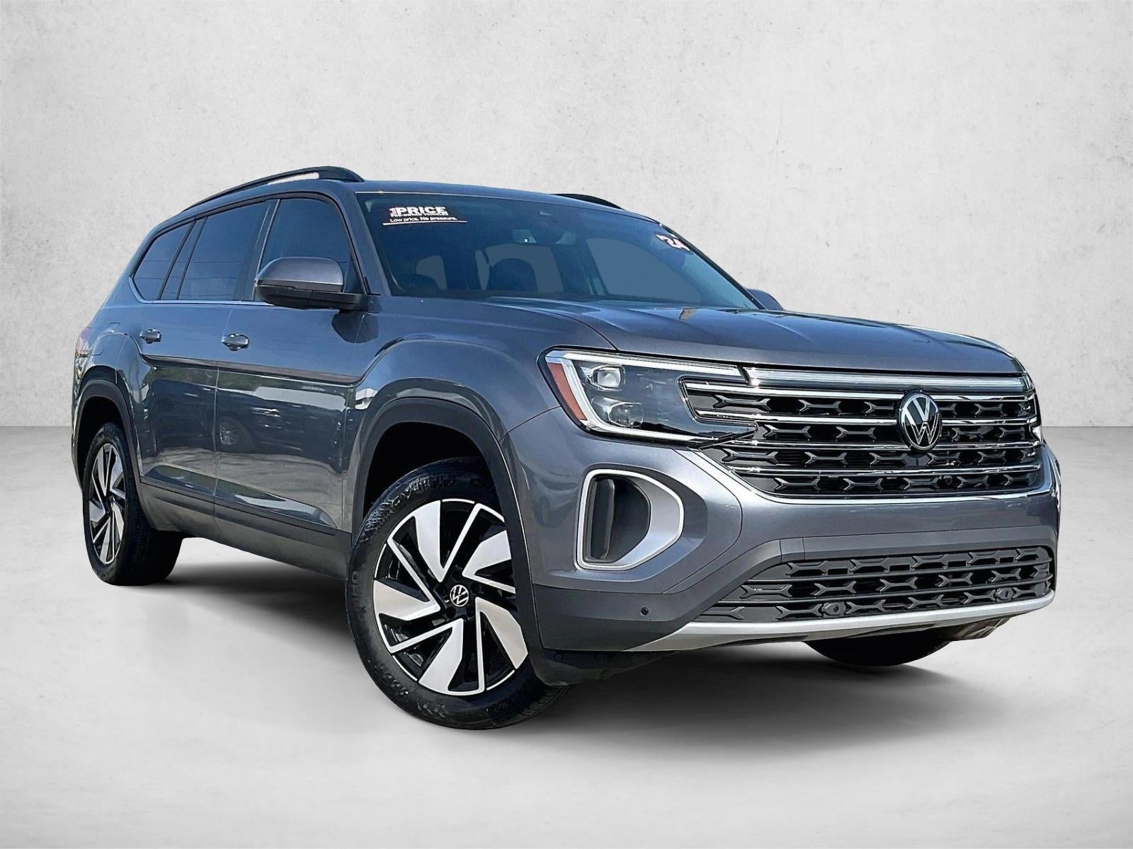 2024 Volkswagen Atlas SE w/Tech - Photo 12