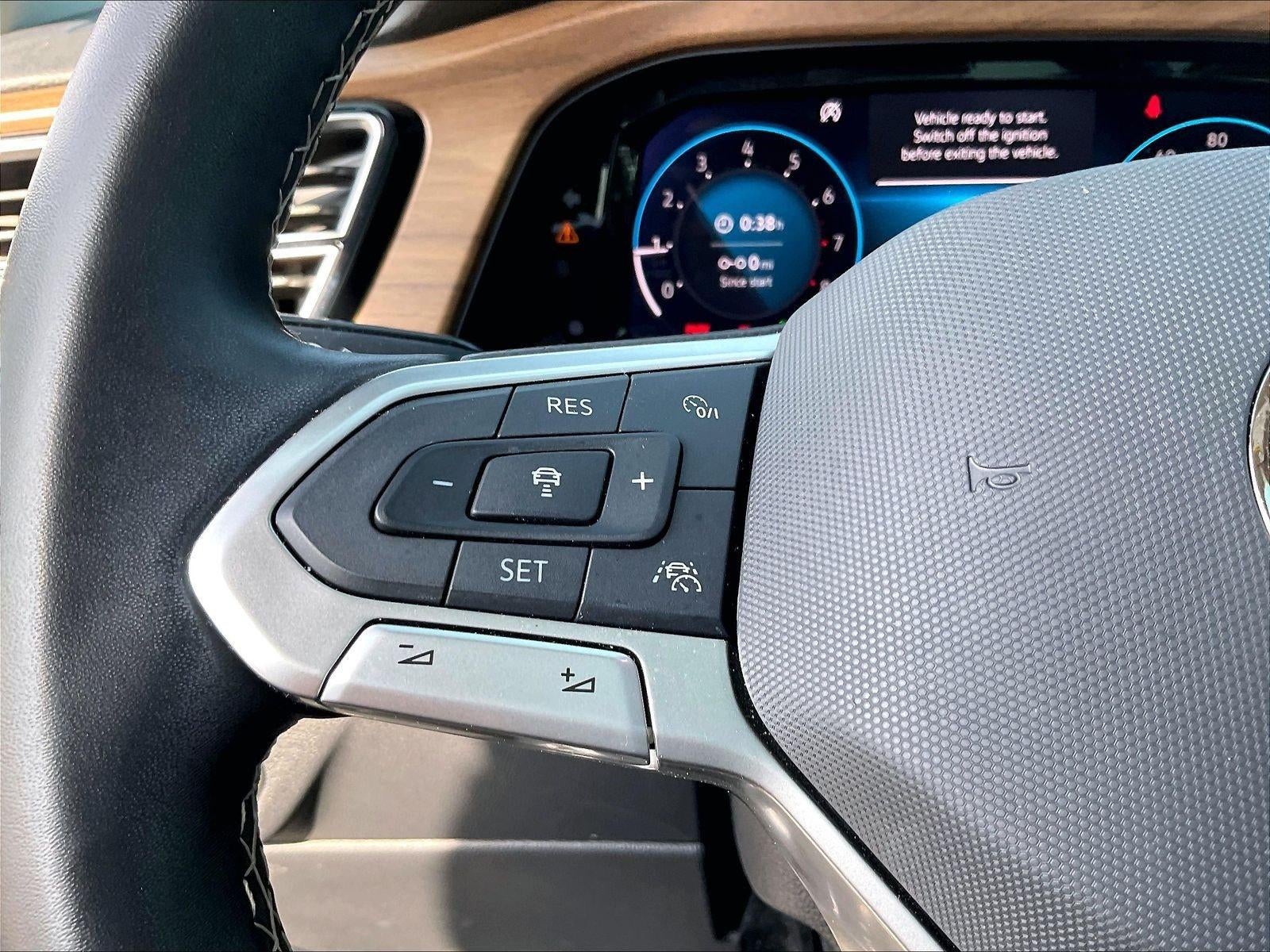 2024 Volkswagen Atlas SE w/Tech - Photo 20