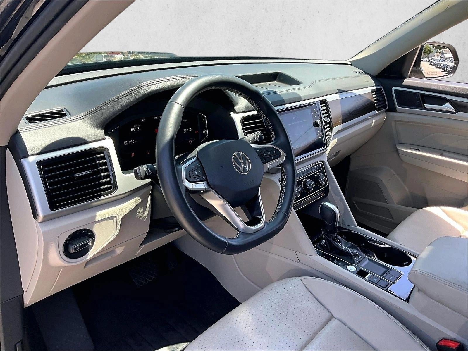 2023 Volkswagen Atlas SE w/Tech - Photo 13