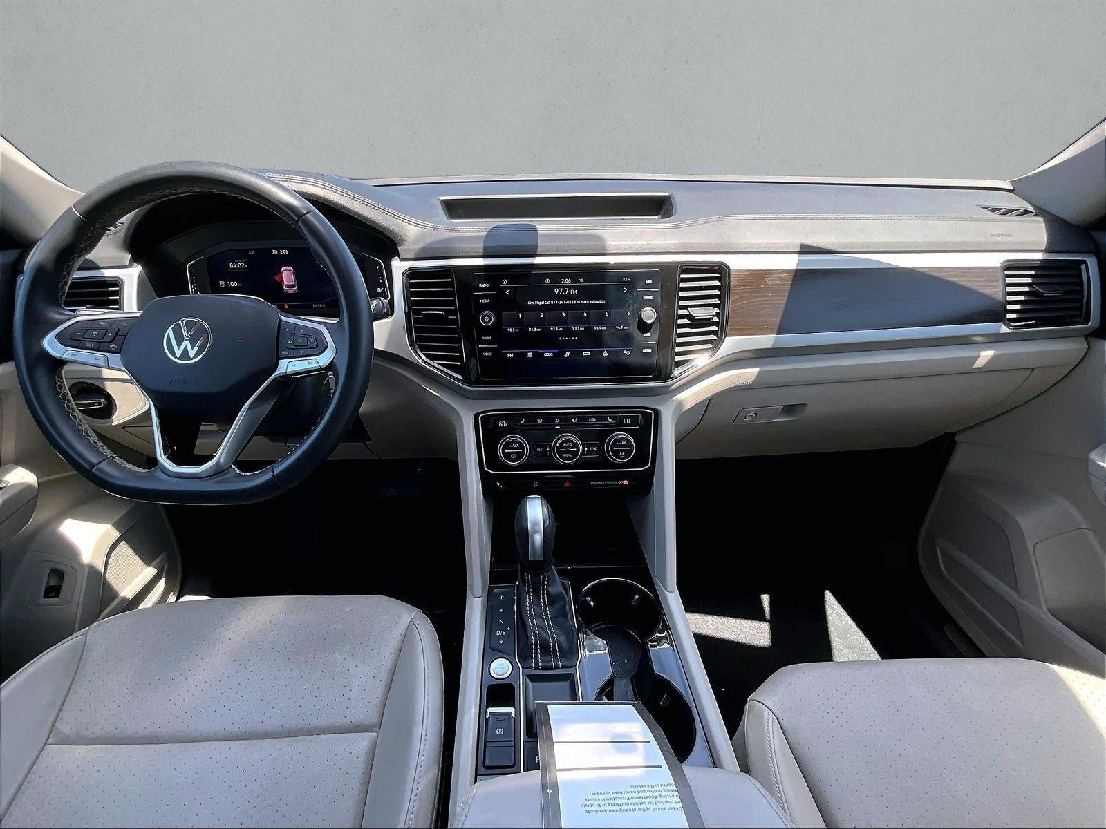 2023 Volkswagen Atlas SE w/Tech - Photo 15