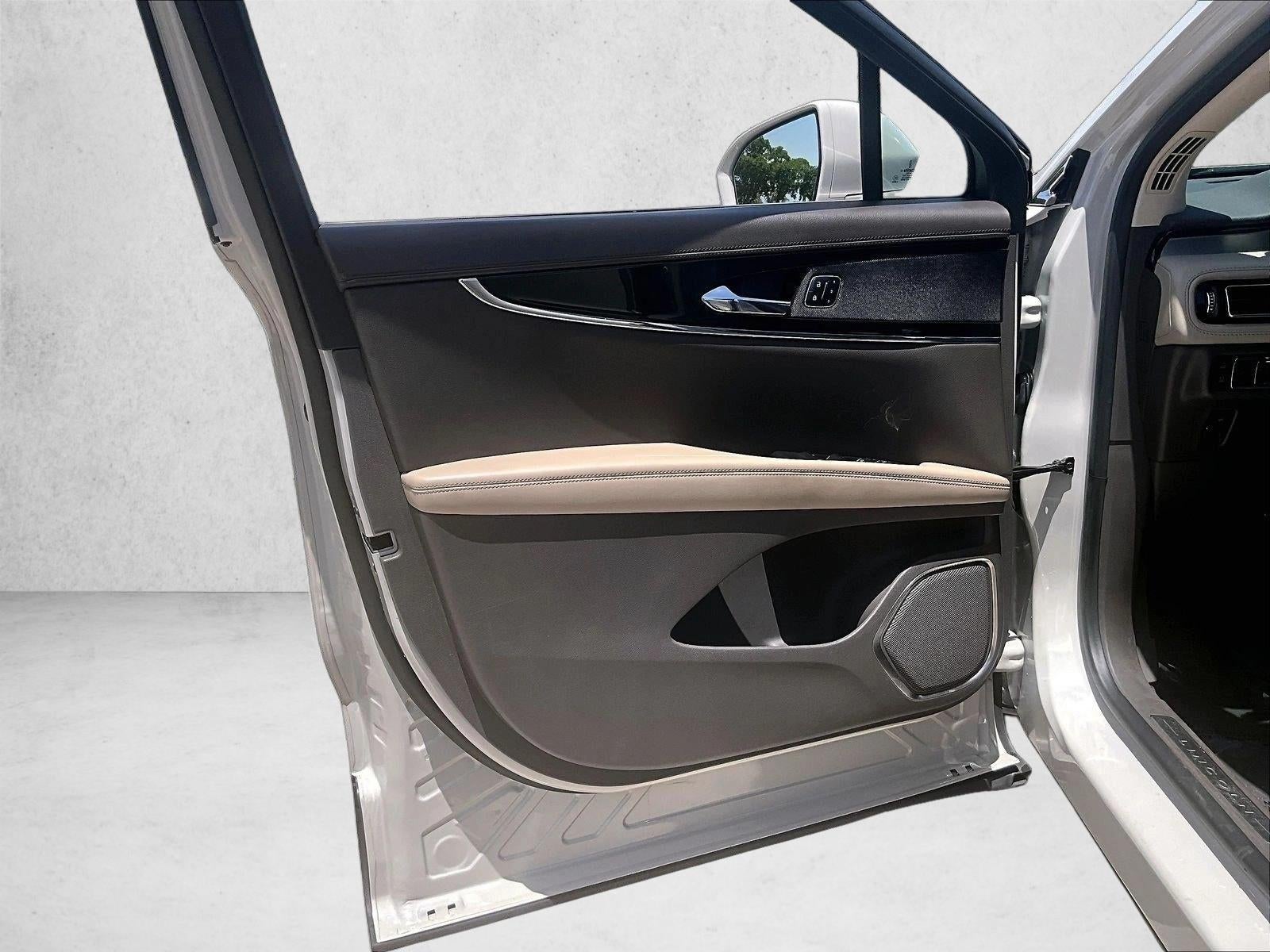 2023 Lincoln Nautilus Base - Photo 18