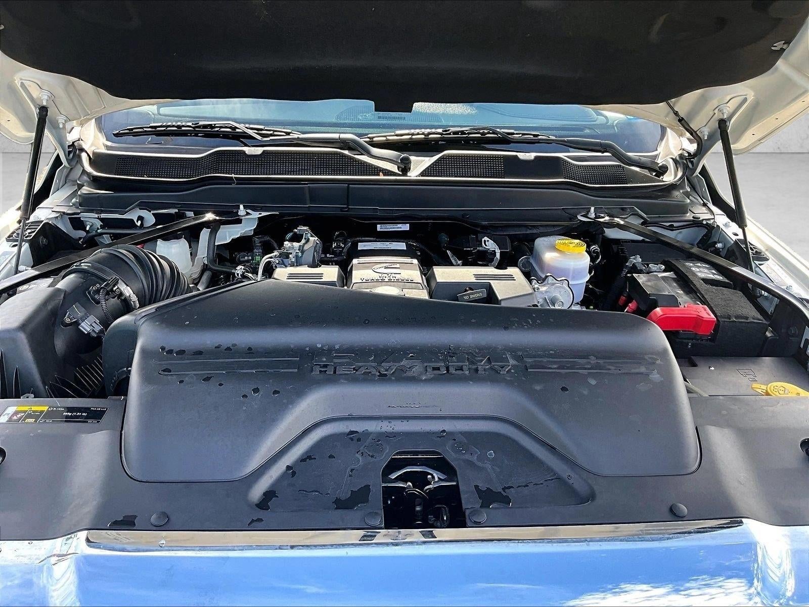 2022 RAM Ram 3500 Pickup Laramie - Photo 11