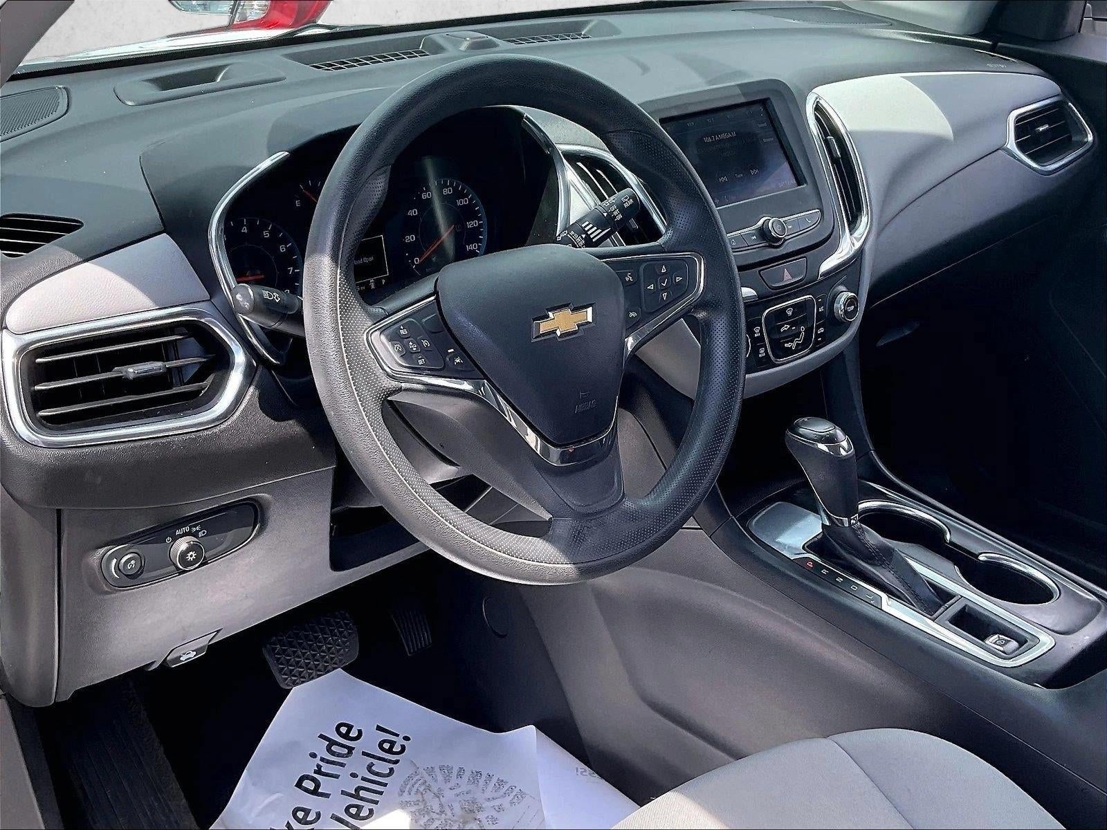 2020 Chevrolet Equinox LS - Photo 14