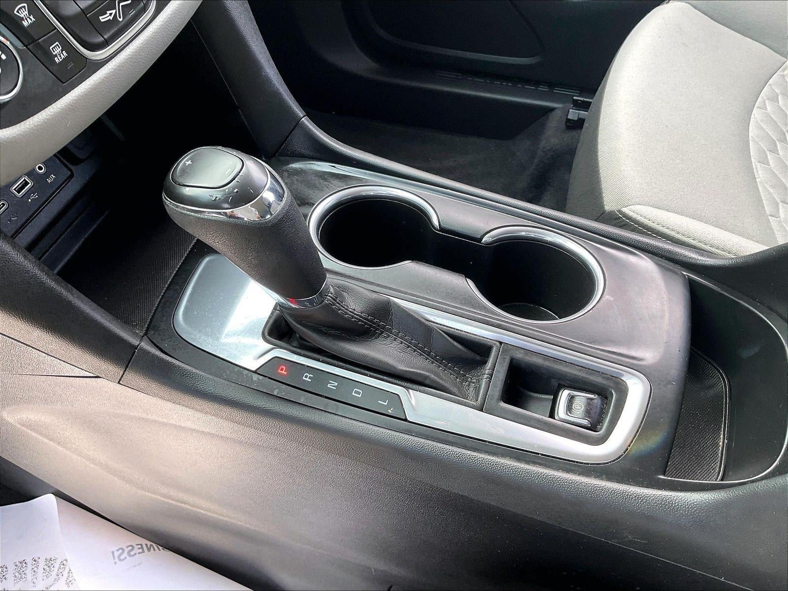 2020 Chevrolet Equinox LS - Photo 15