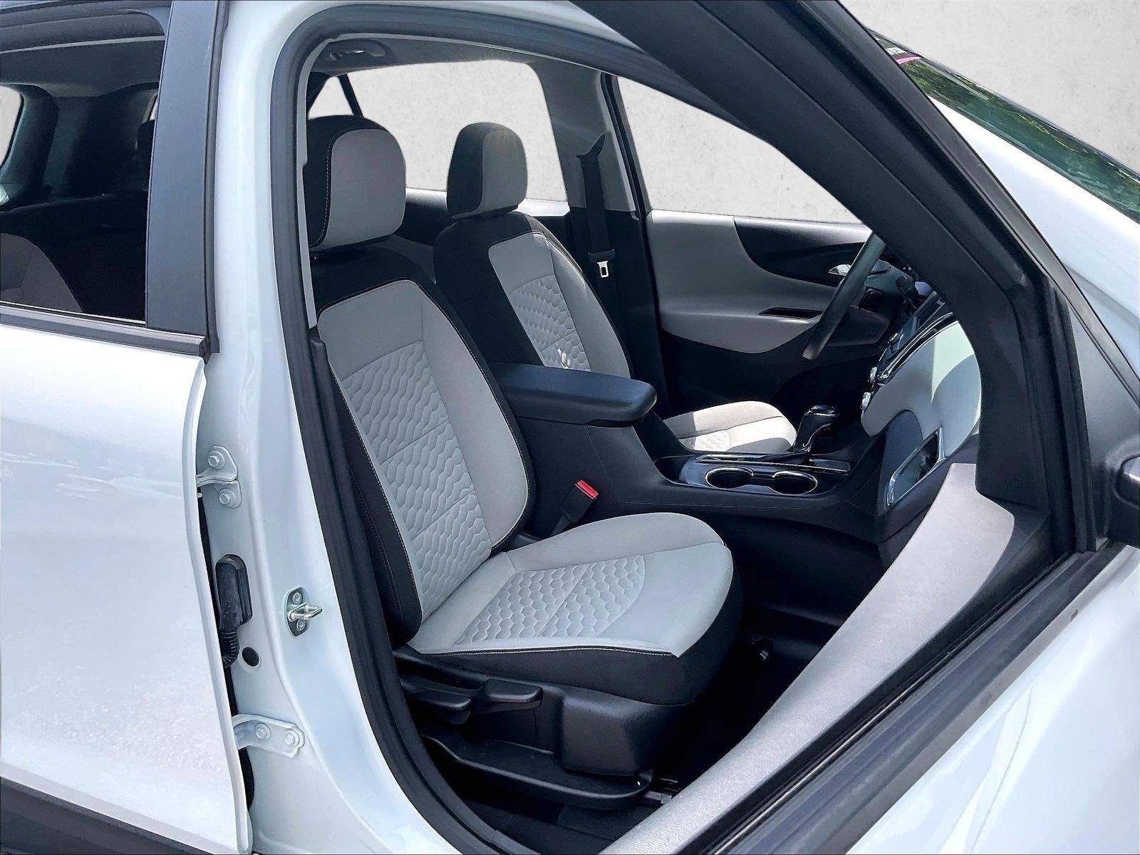 2020 Chevrolet Equinox LS - Photo 9