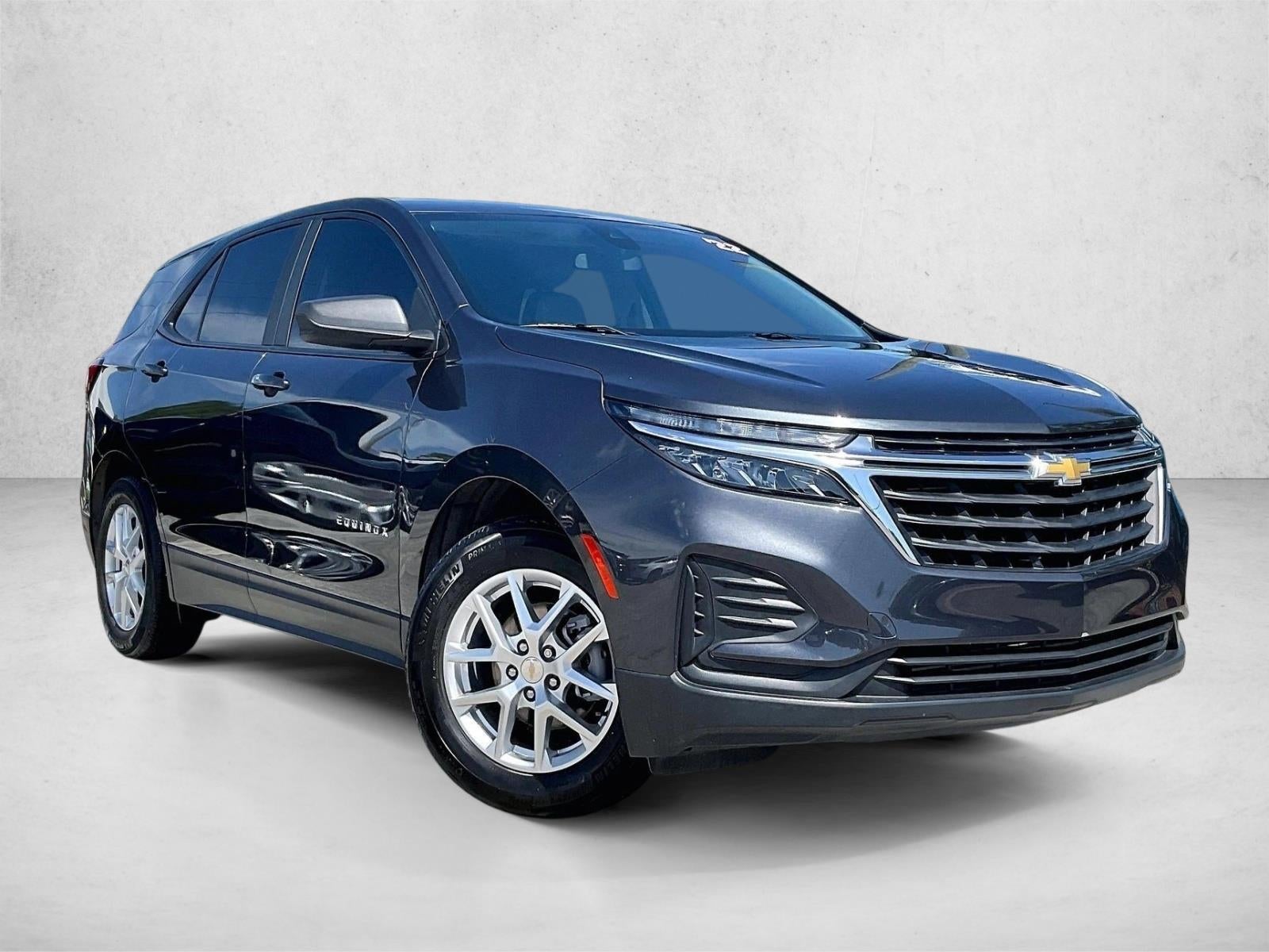 2022 Chevrolet Equinox LS - Photo 12