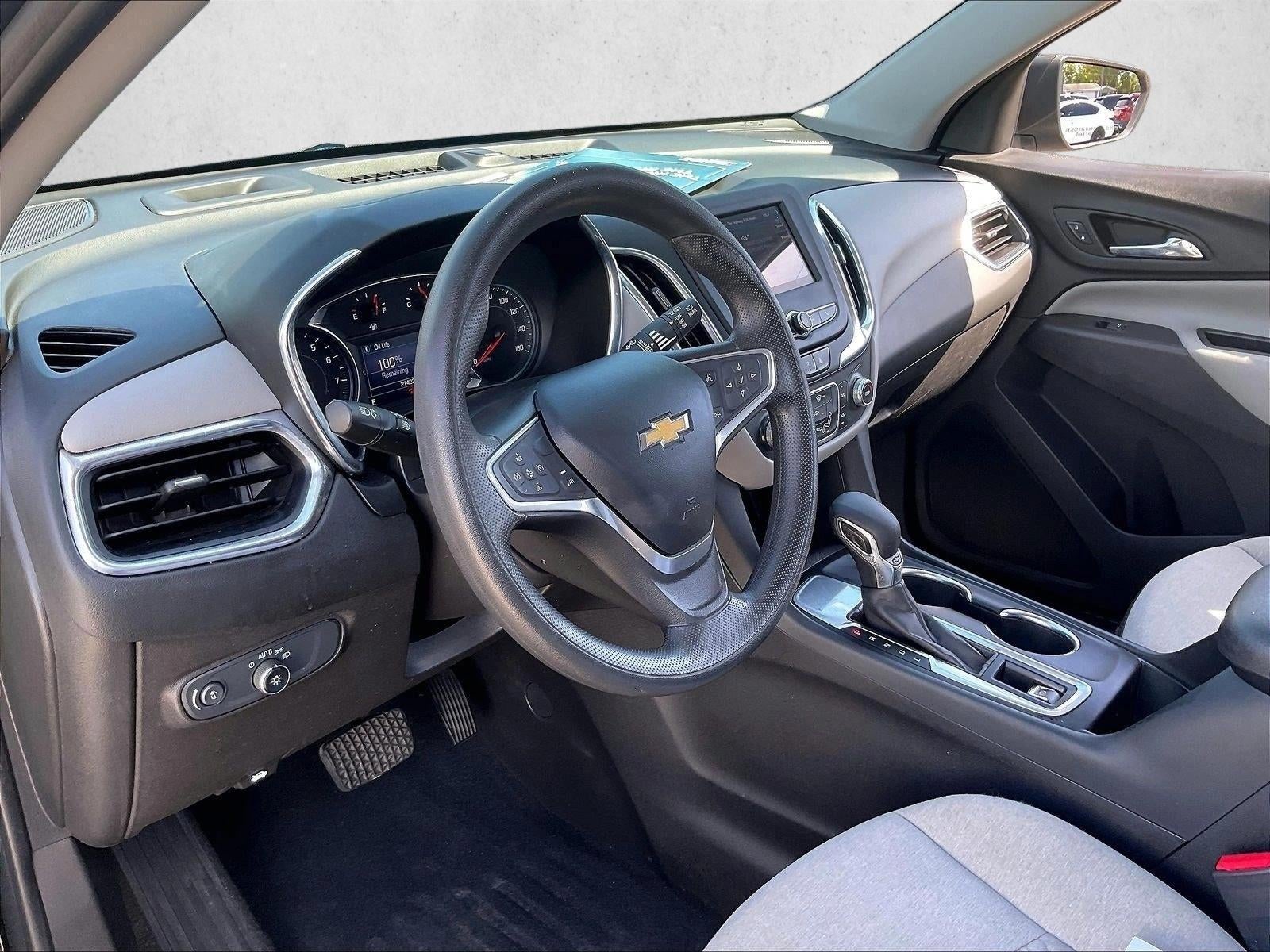 2022 Chevrolet Equinox LS - Photo 14