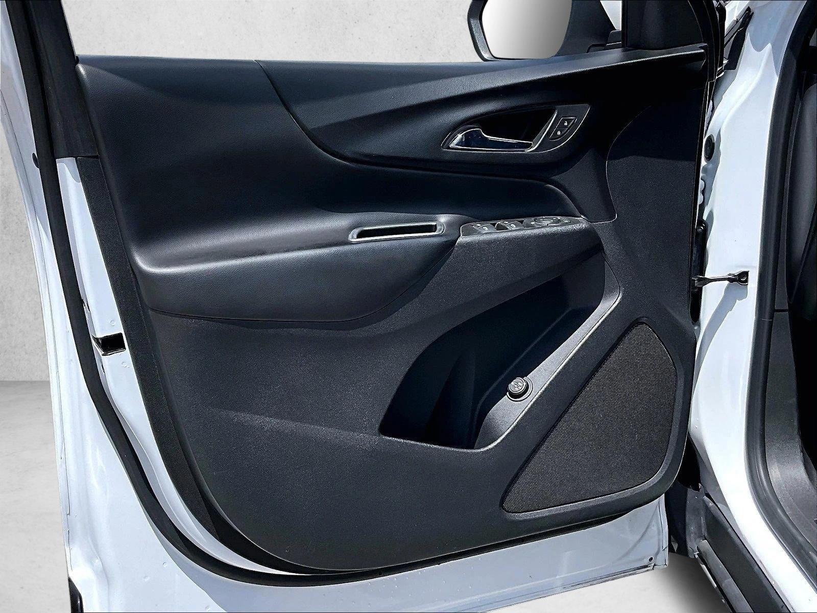 2022 Chevrolet Equinox LT - Photo 18