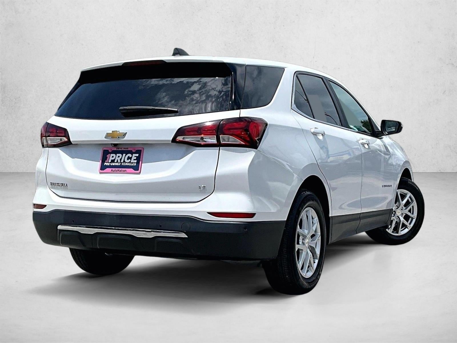 2022 Chevrolet Equinox LT - Photo 2