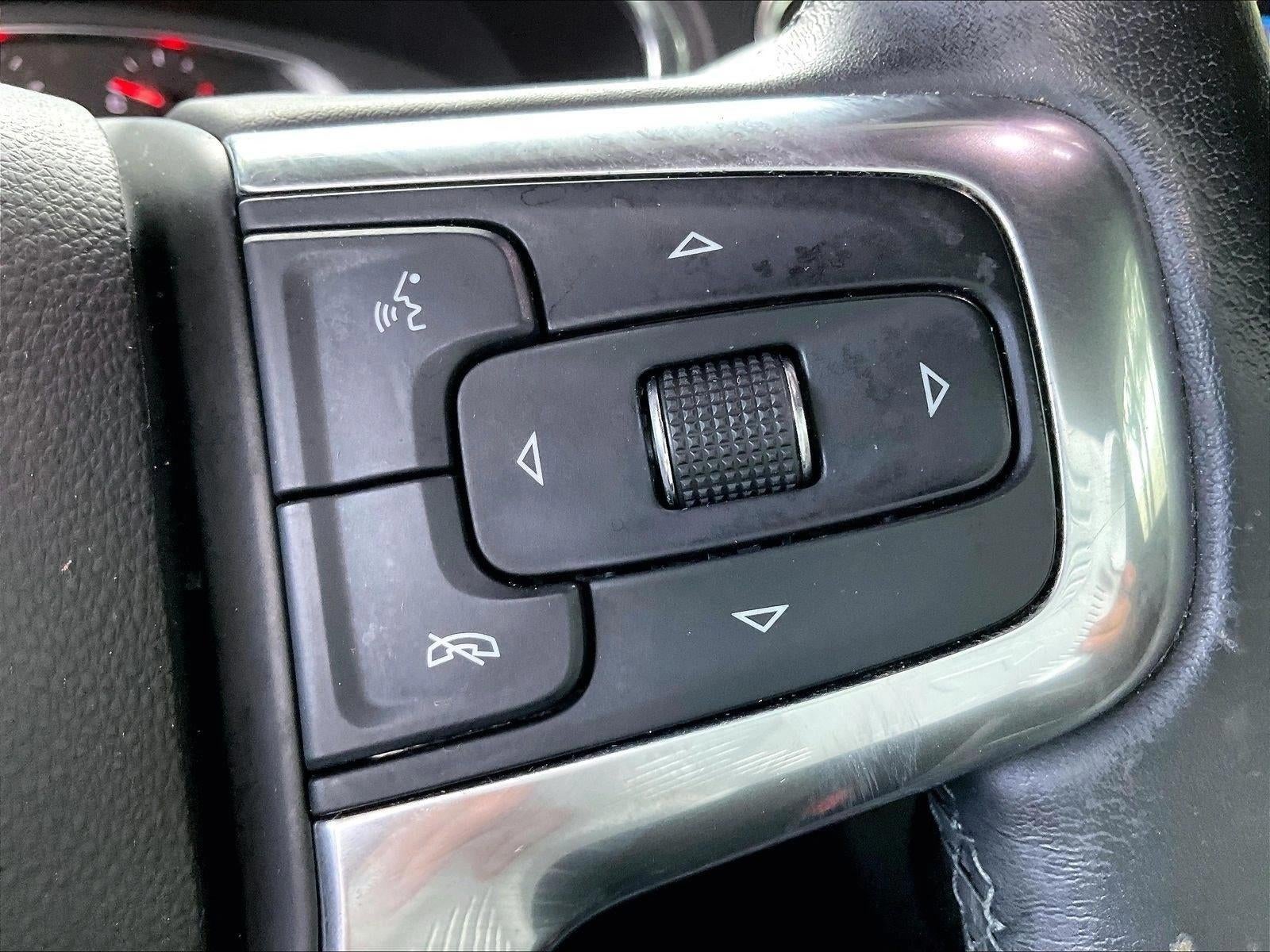 2019 Chevrolet Blazer L - Photo 17