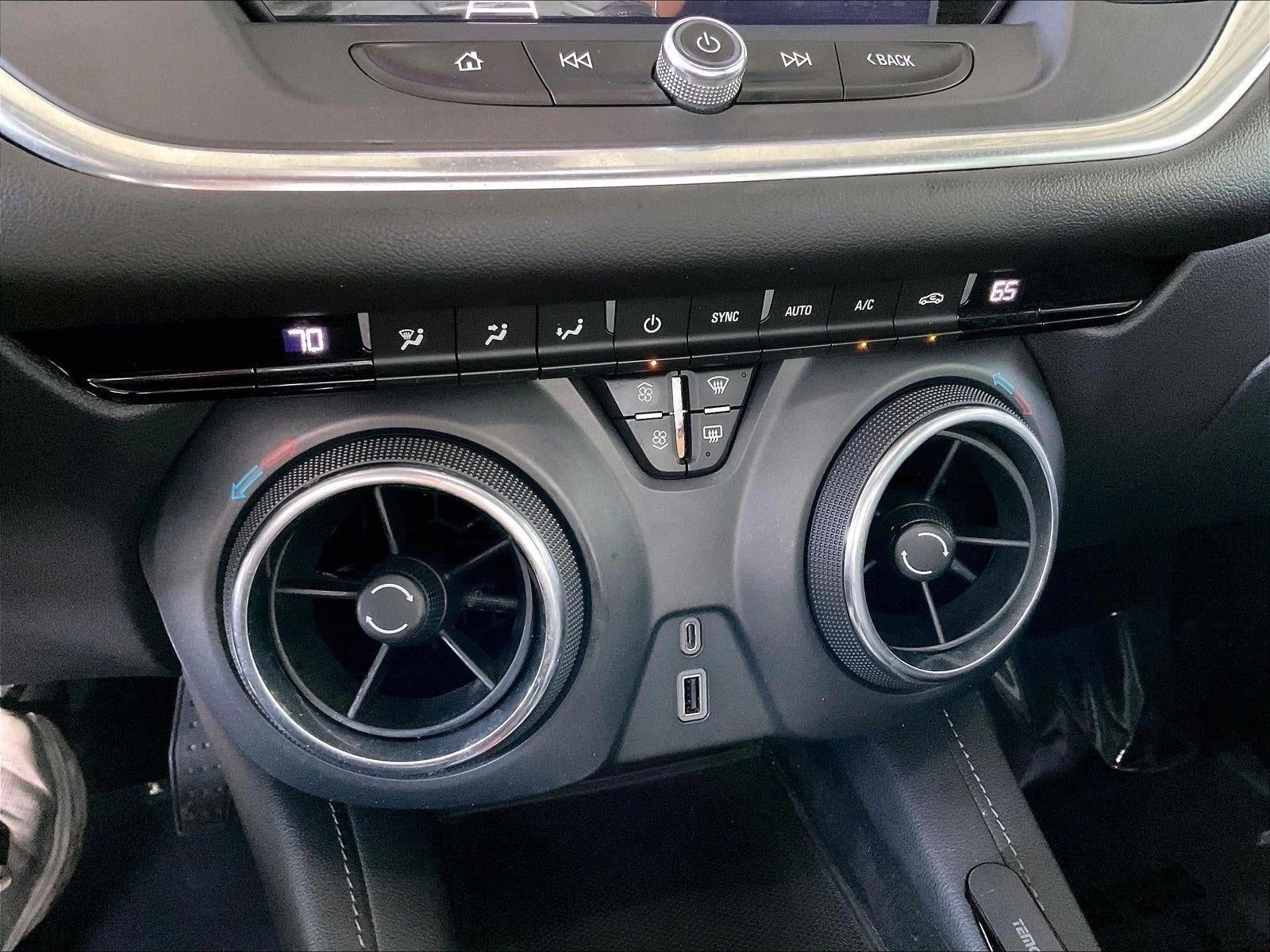 2019 Chevrolet Blazer L - Photo 20