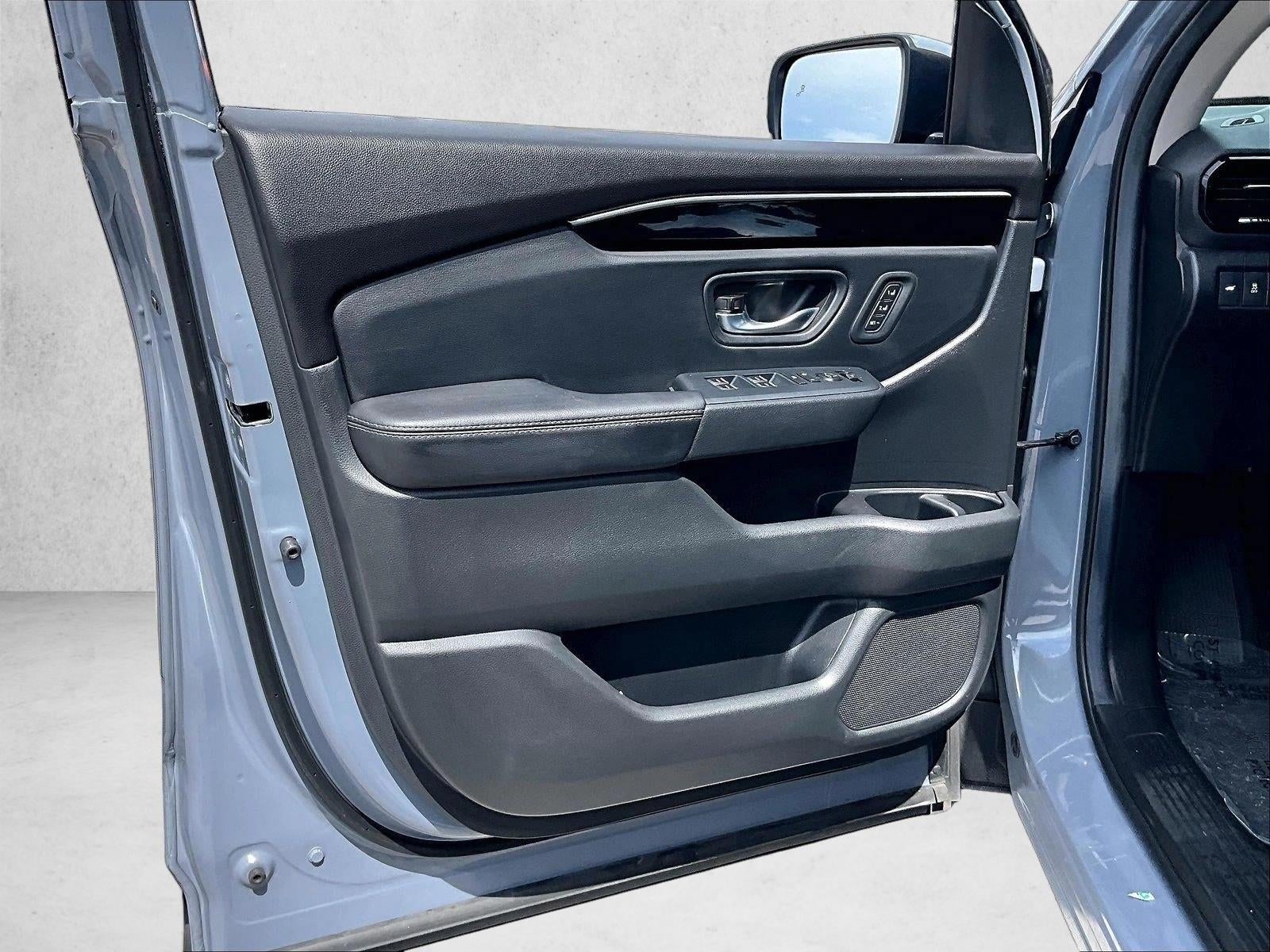 2025 Honda Pilot Touring - Photo 17