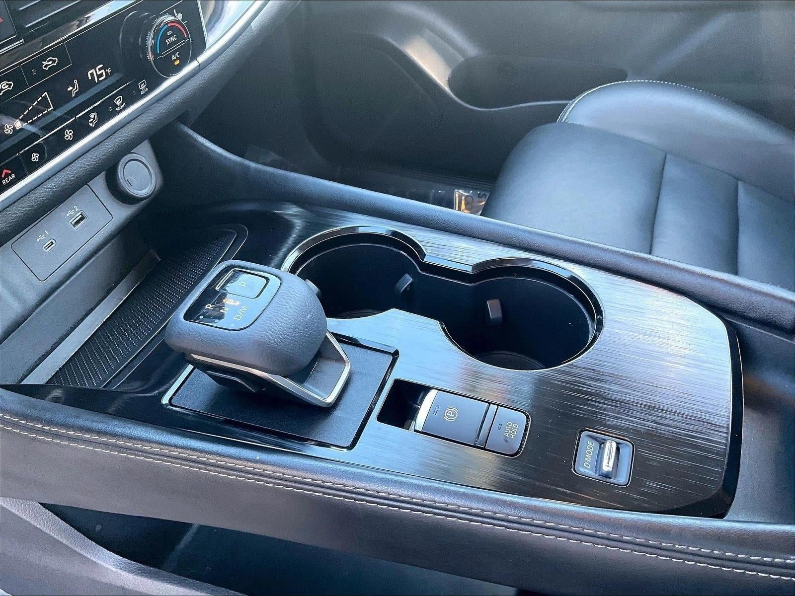 2023 Nissan Rogue SL FWD
