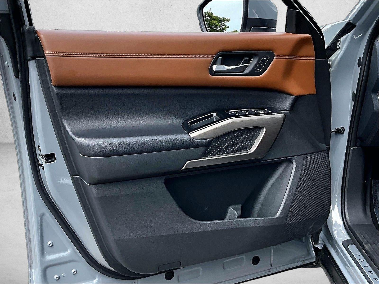 2024 Nissan Pathfinder Platinum - Photo 18